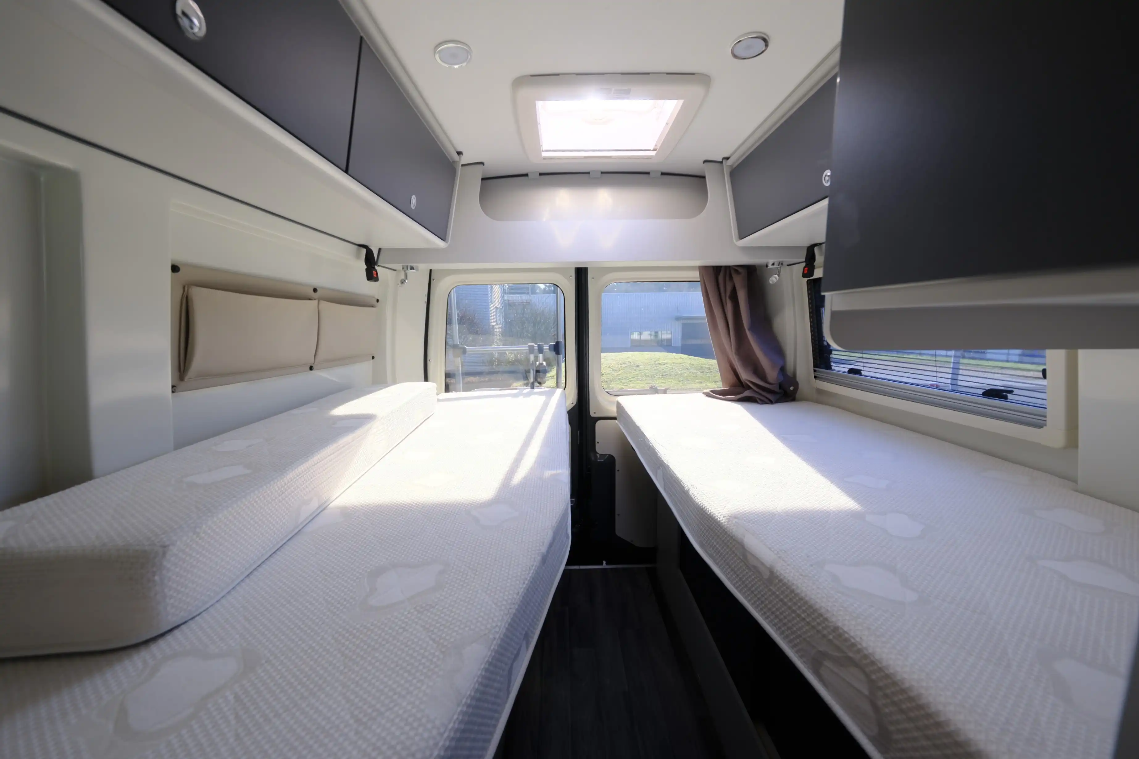 AHORN VAN 620